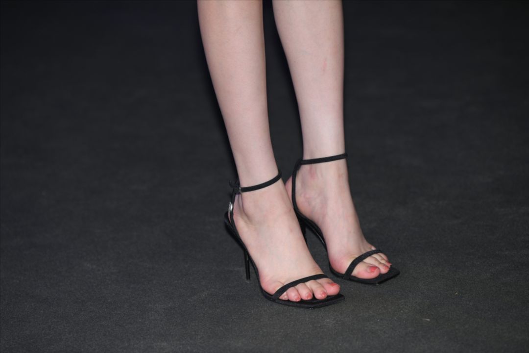 图片[4]-搭讪白皙美腿俩闺蜜-图满多