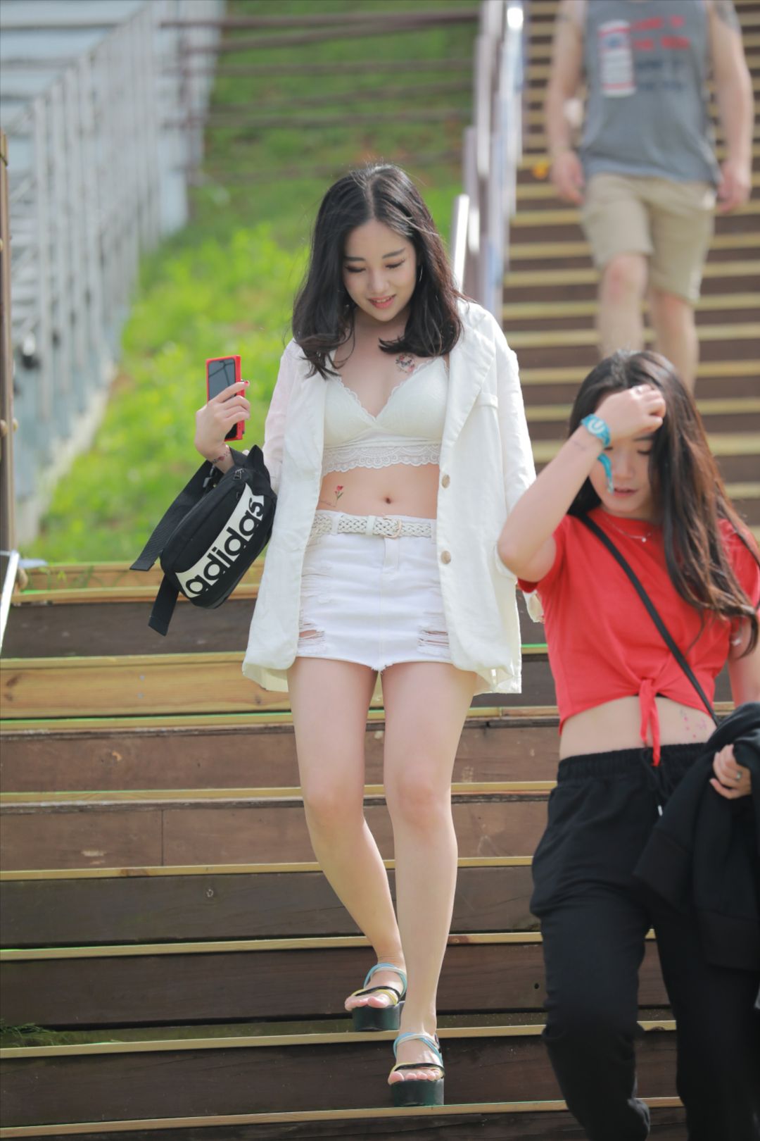 图片[6]-面容姣好的女孩 看着就是一种享受-图满多