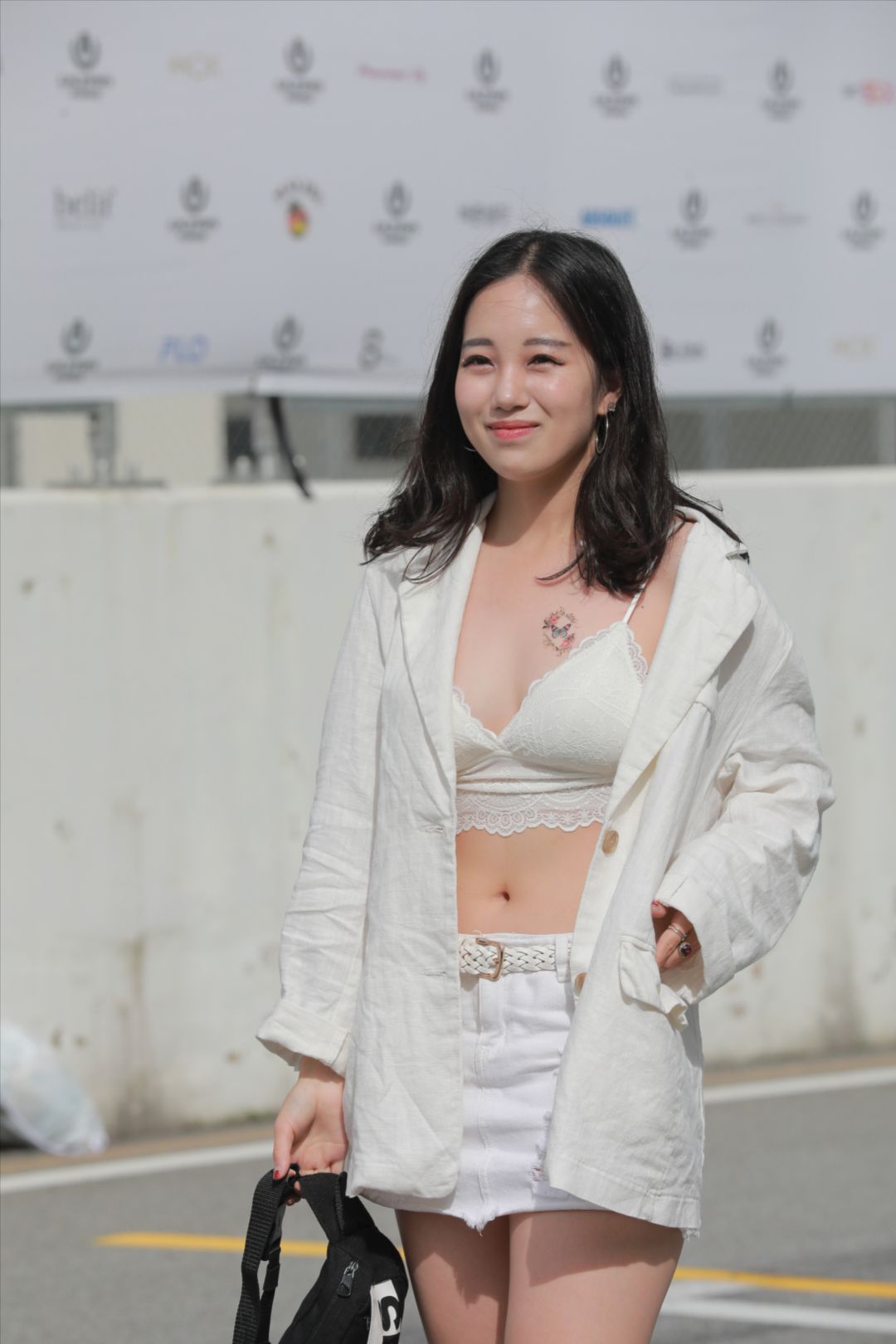 图片[9]-面容姣好的女孩 看着就是一种享受-图满多