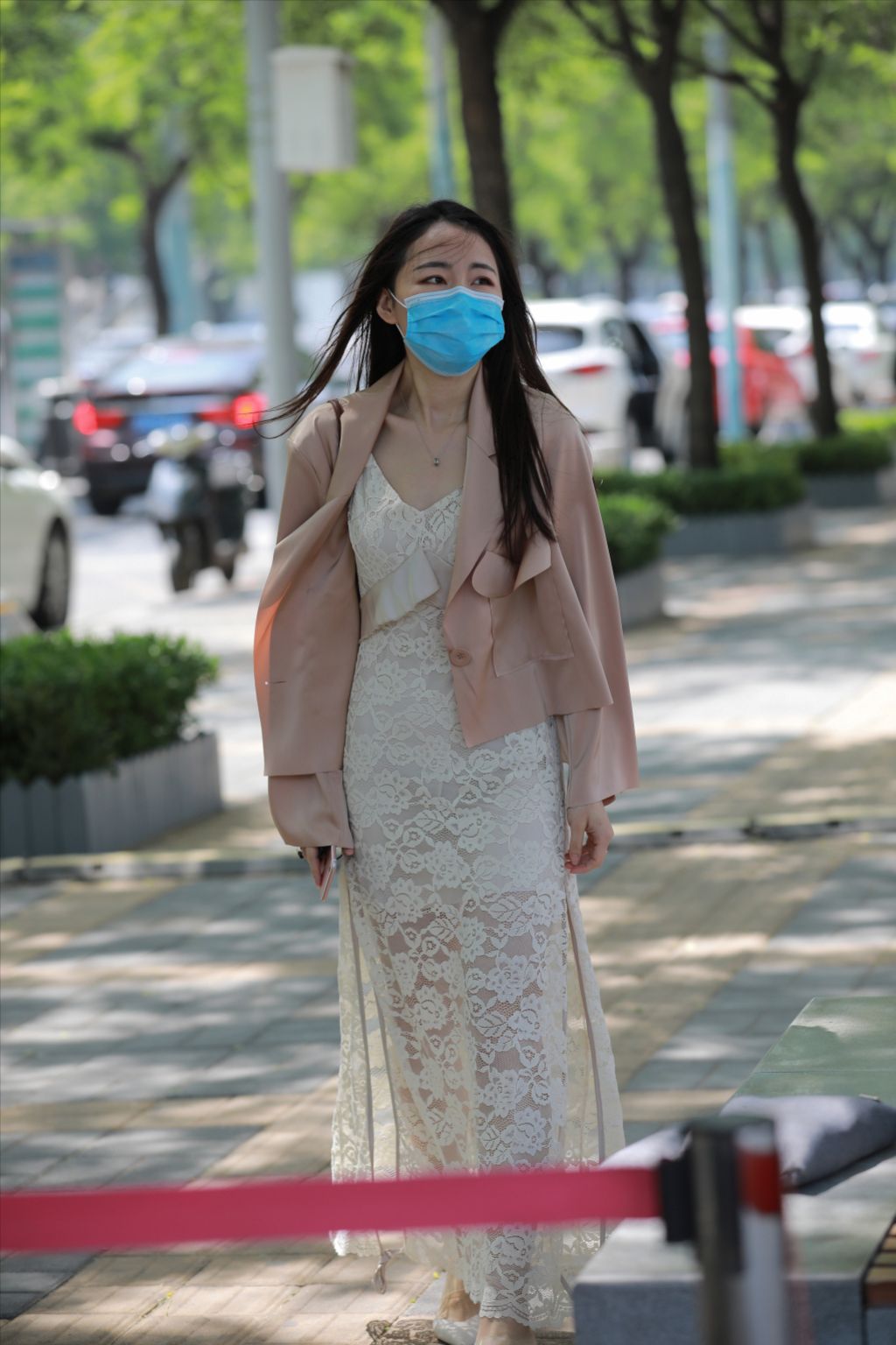 图片[4]-蕾丝裙美腿闺蜜(套图+视频)-图满多