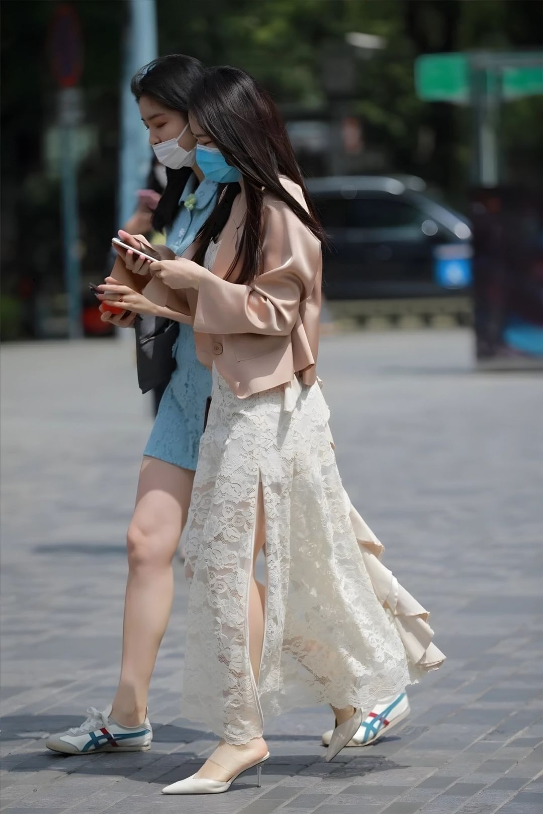 图片[2]-蕾丝裙美腿闺蜜(套图+视频)-图满多