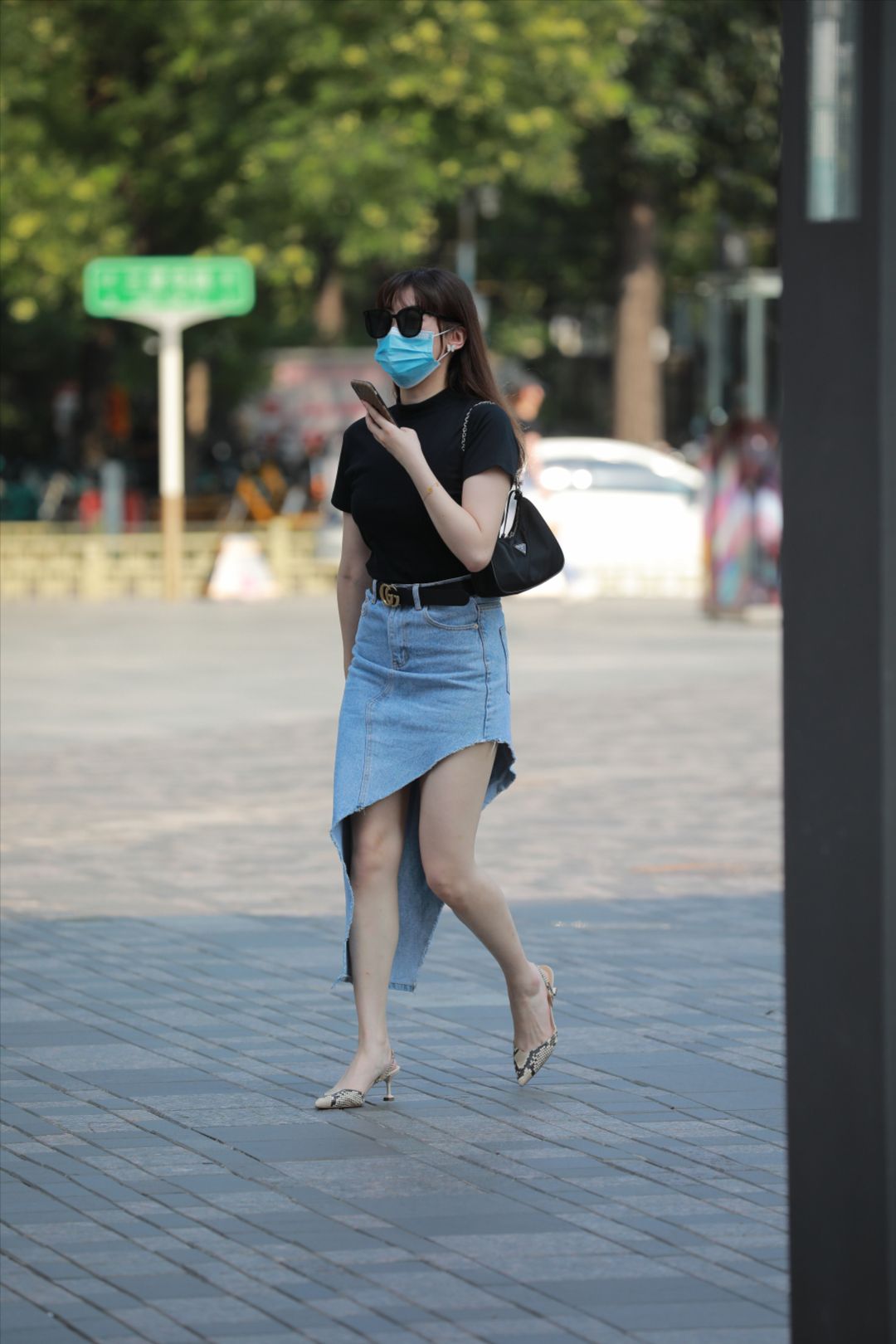 图片[7]-蓝牛仔裙高跟美女-图满多