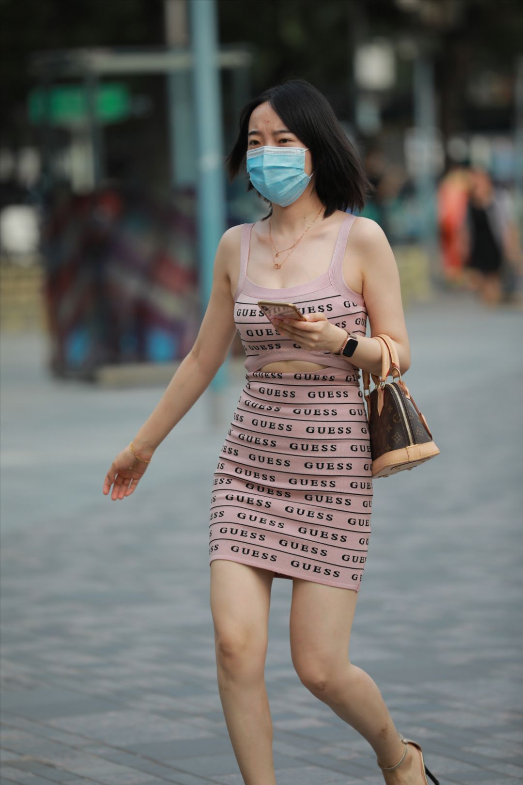 图片[3]-性感包臀裙高跟小姐姐-图满多