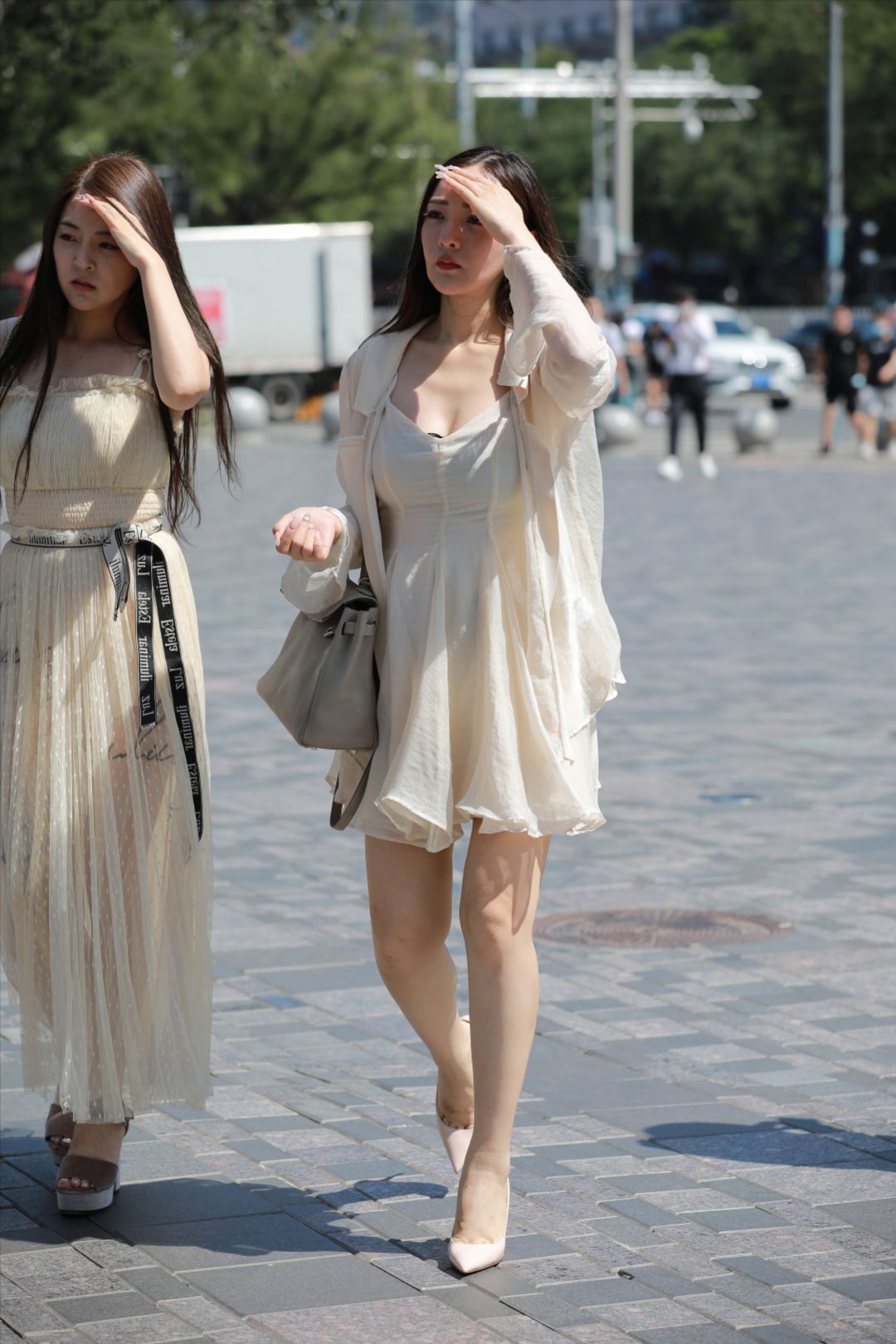 图片[2]-美腿高跟白领-图满多