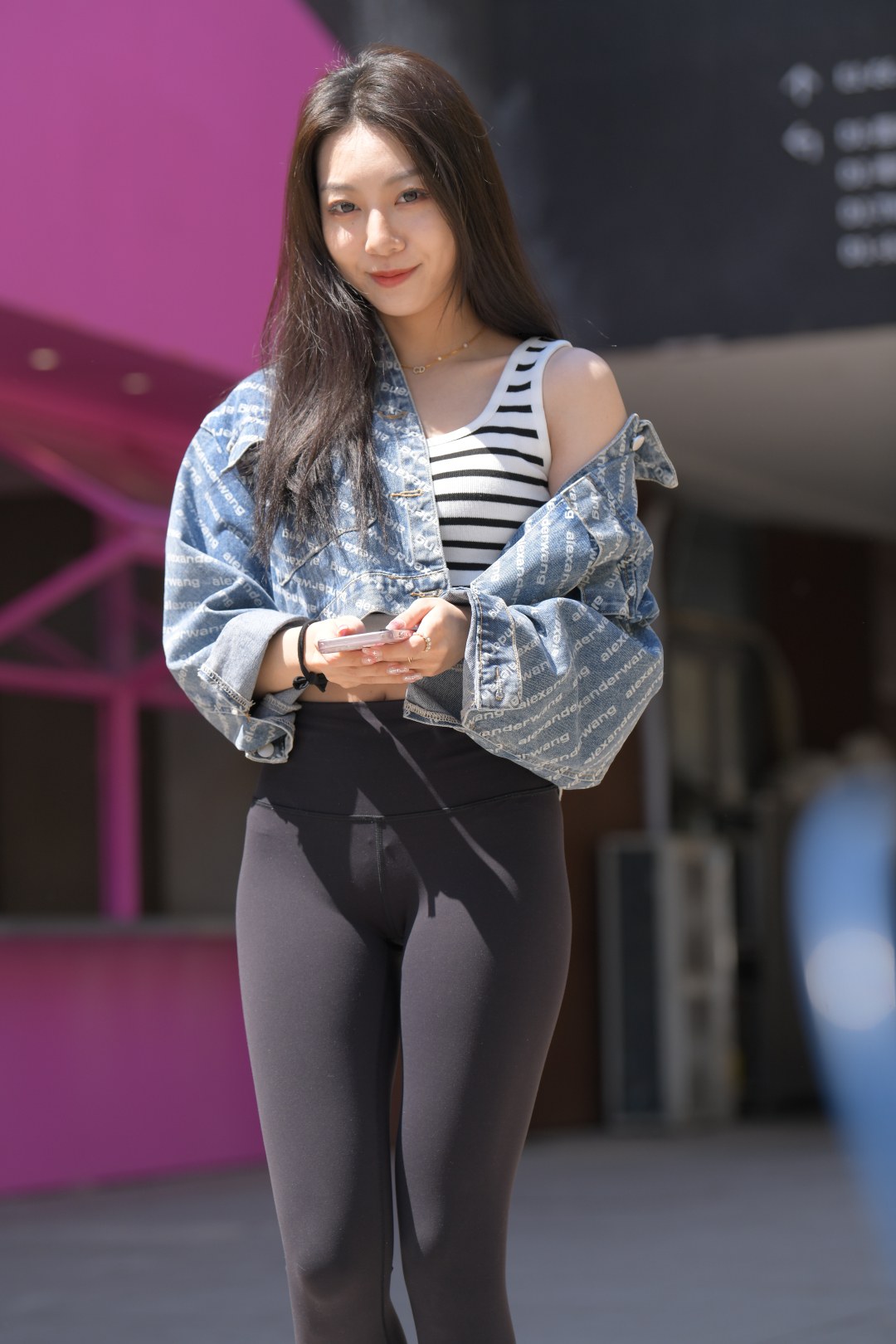 图片[5]-紧身裤丰腴漂亮美女