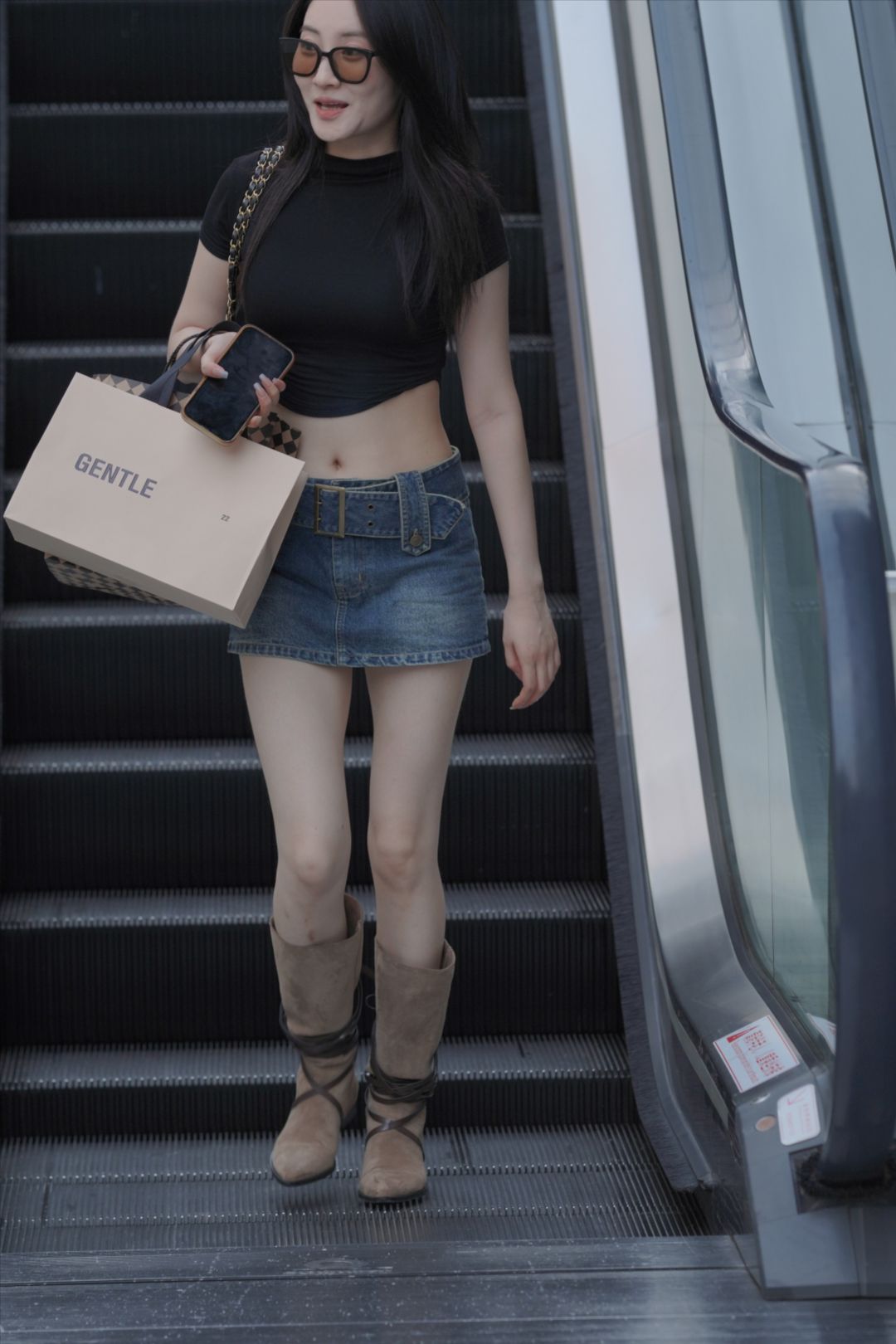 图片[4]-超短裙小姐姐-图满多