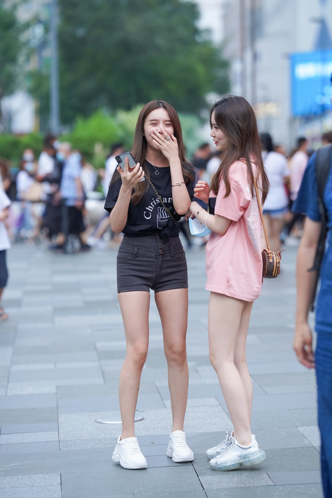 图片[5]-热裤美腿姐妹-图满多