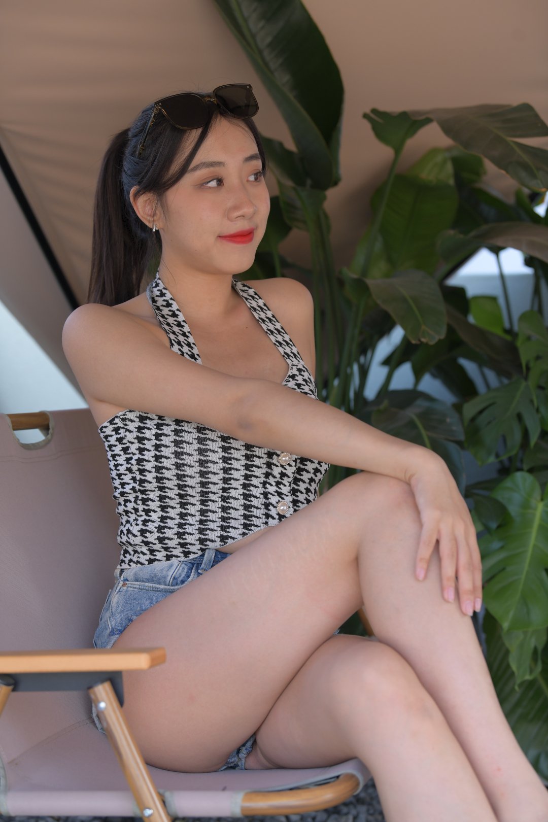 图片[5]-牛仔热裤美女(套图+视频)-图满多