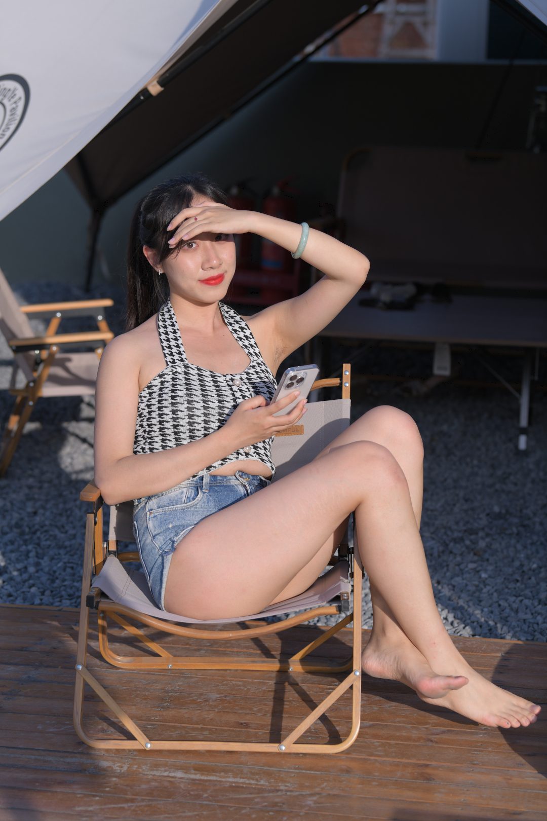 图片[8]-牛仔热裤美女(套图+视频)-图满多