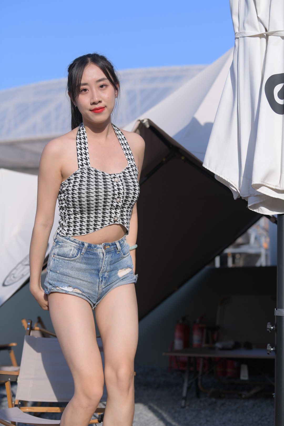 图片[10]-牛仔热裤美女(套图+视频)-图满多