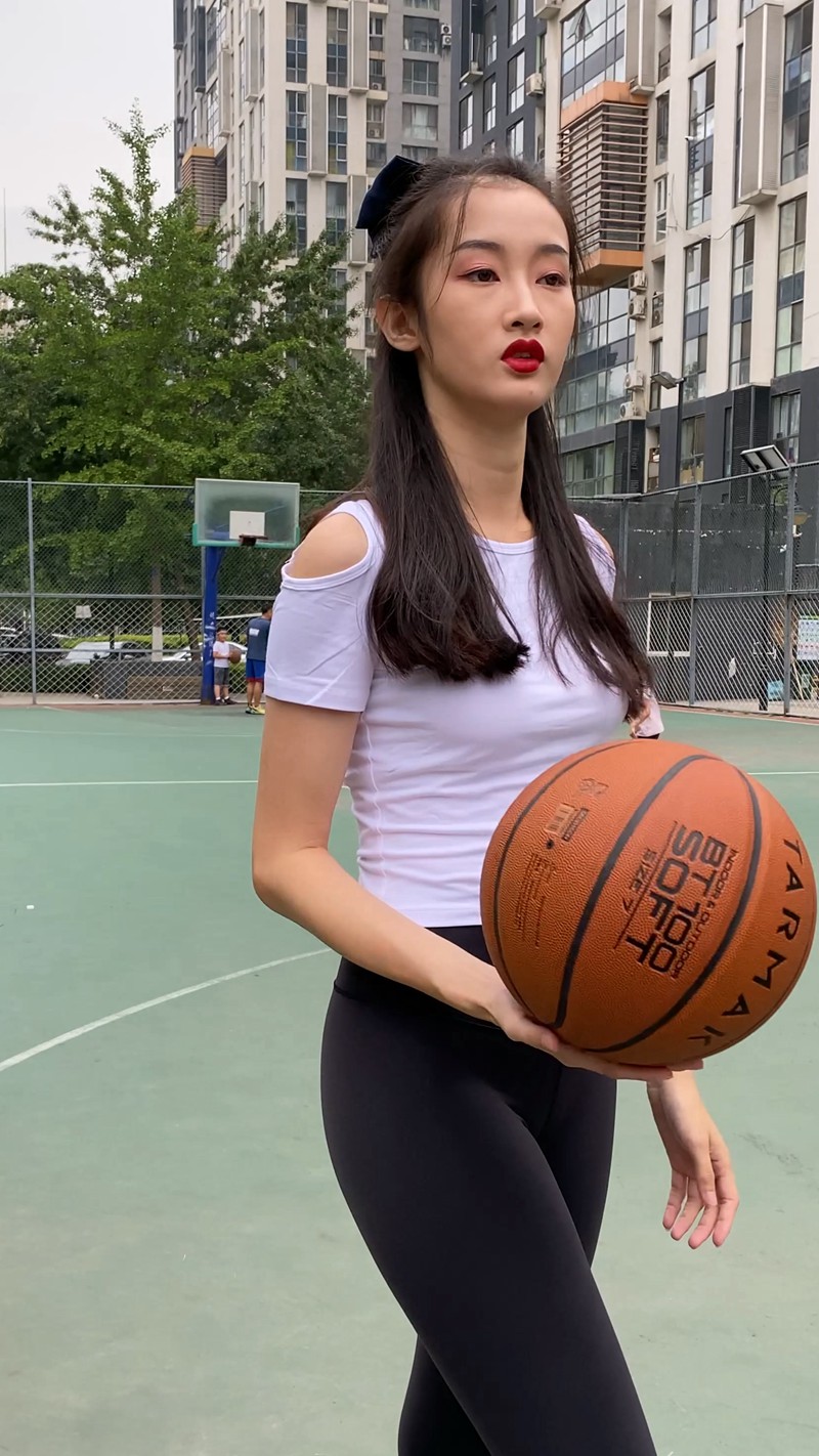 图片[2]-[一只麋鹿专区] 黑色瑜伽裤美女-图满多