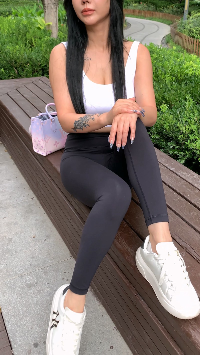 图片[14]-[一始专区] 黑色瑜伽裤美女(套图+视频)-图满多