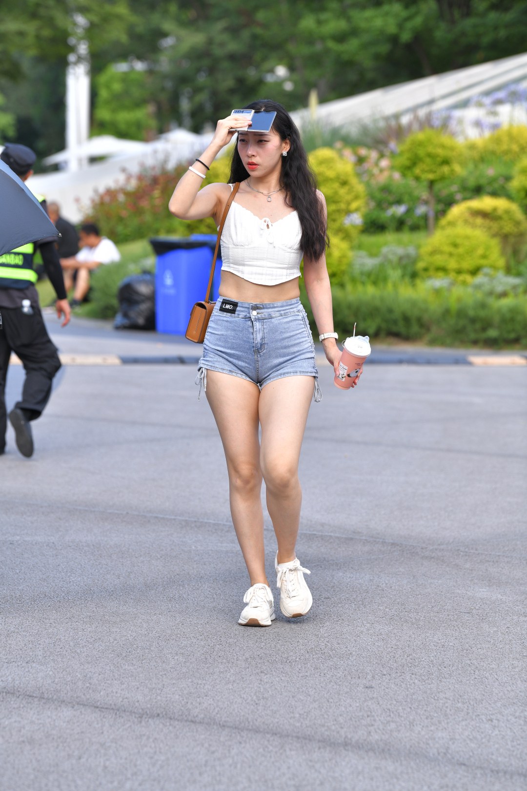 图片[6]-牛仔热裤好身材美腿美眉-图满多