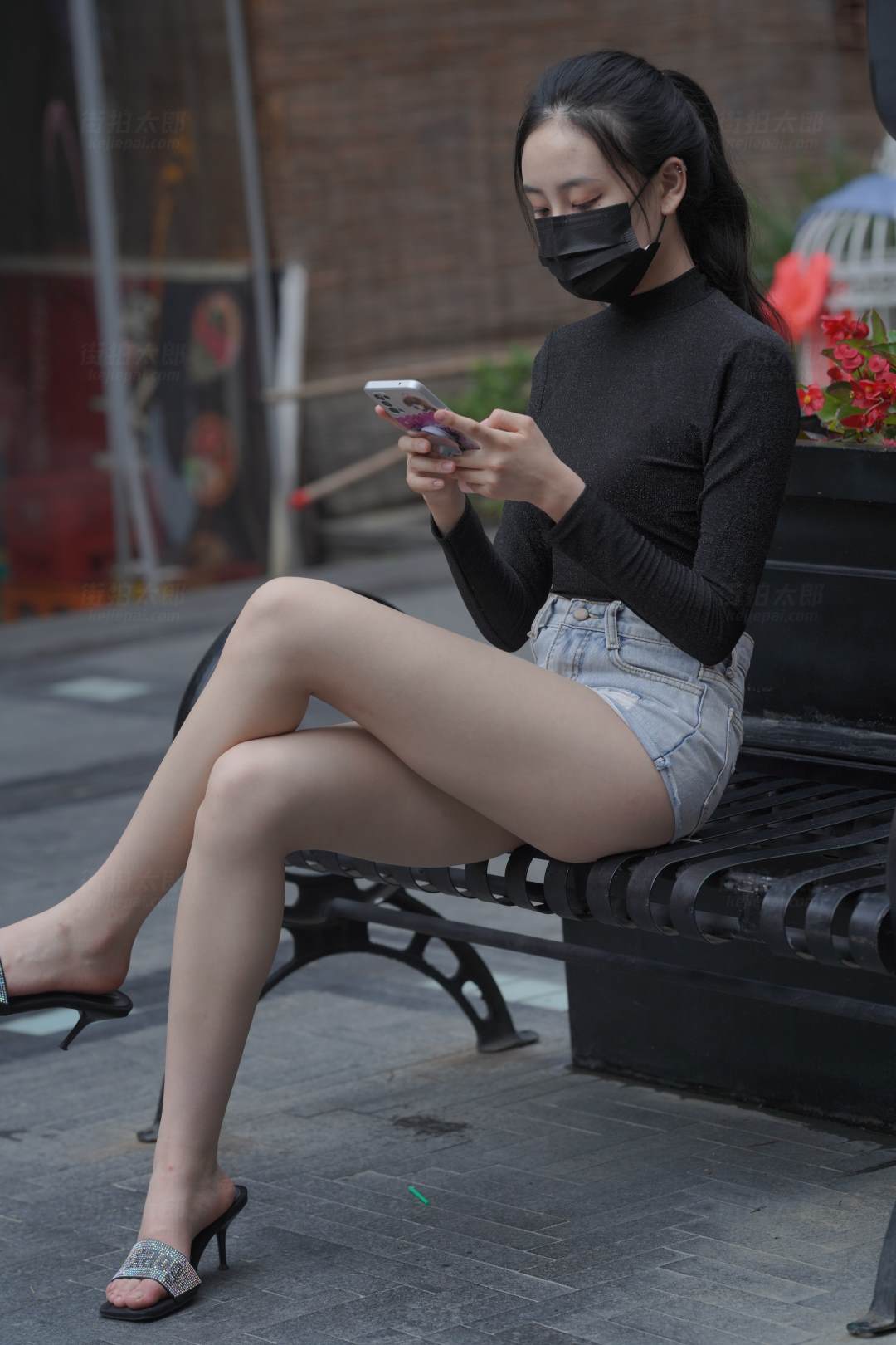 牛仔热裤女孩(套图+视频)-图满多