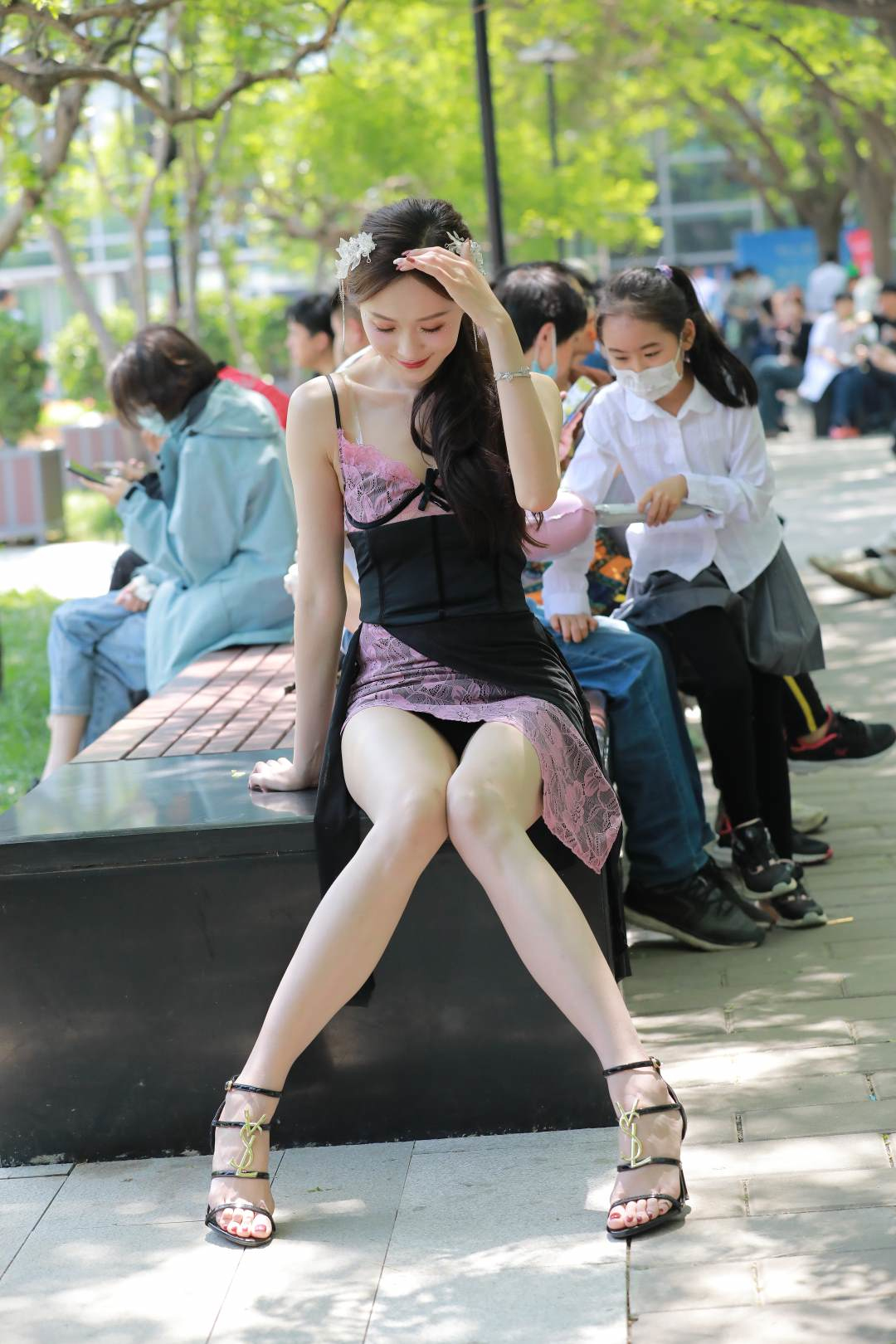 图片[8]-高挑大长腿拼接裙时尚女神-图满多