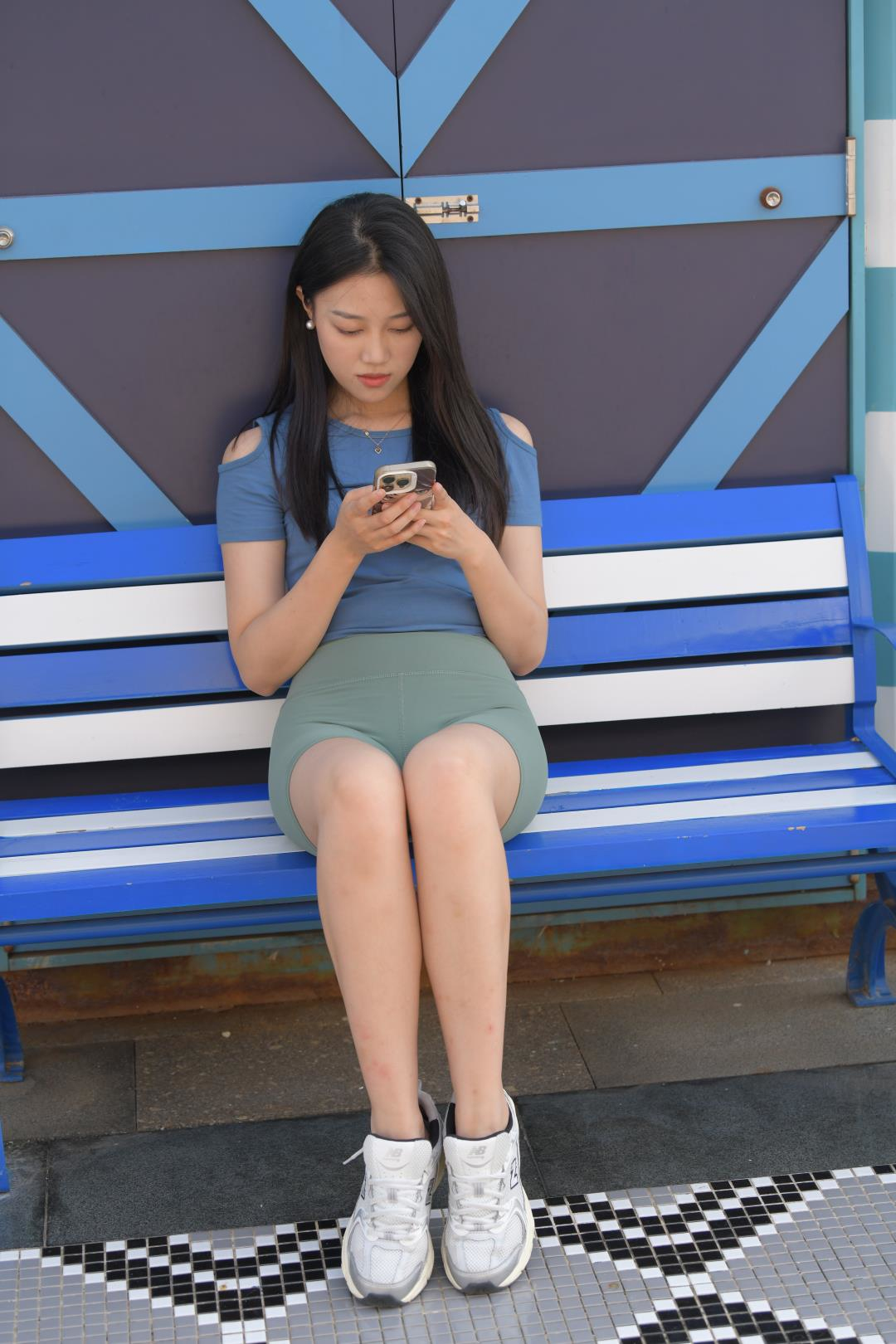 图片[7]-[一始专区] 绿色瑜伽短裤美女-图满多