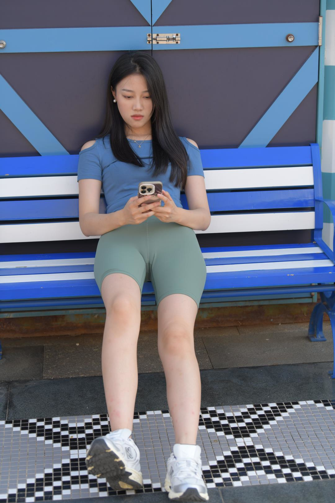 图片[8]-[一始专区] 绿色瑜伽短裤美女-图满多