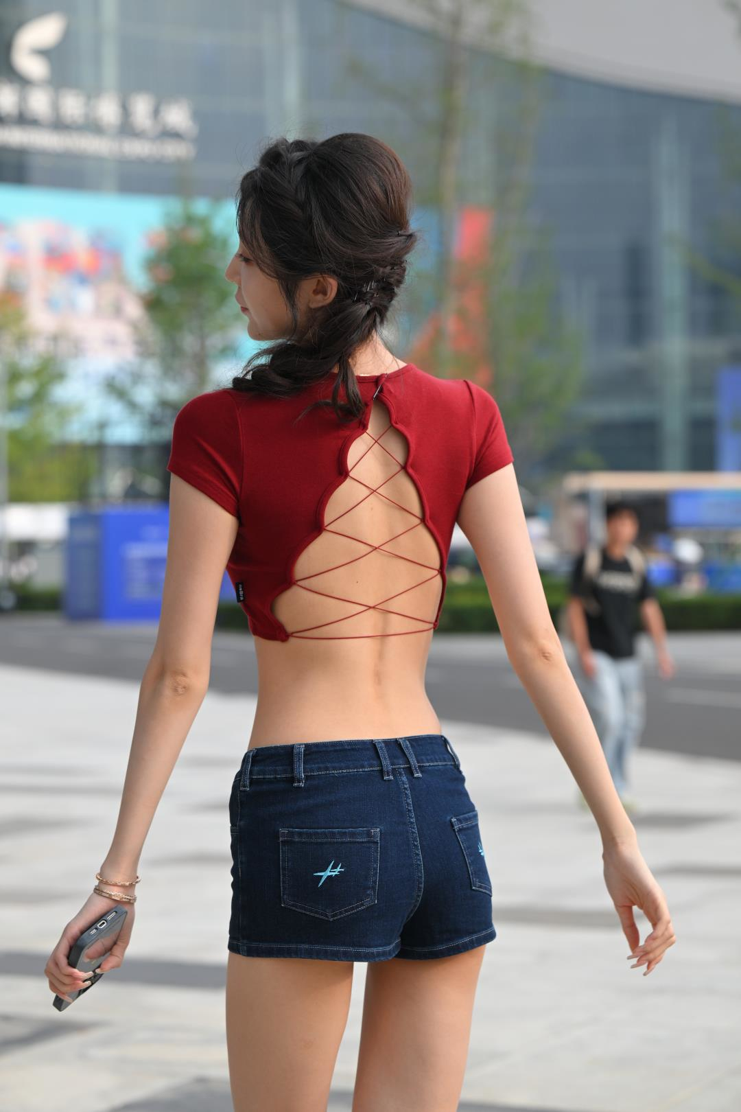 图片[2]-牛仔短裙小雪花的腰-图满多