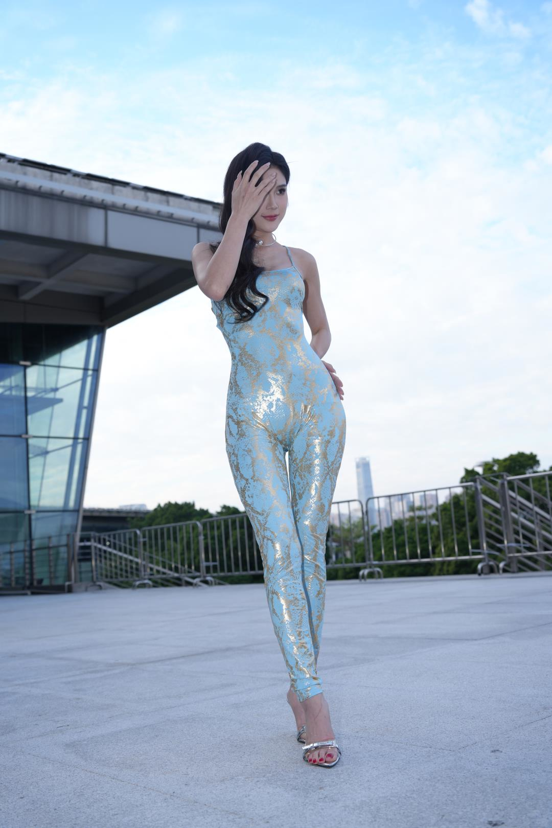 图片[2]-完美身材 精致靓丽啦不拉多-图满多