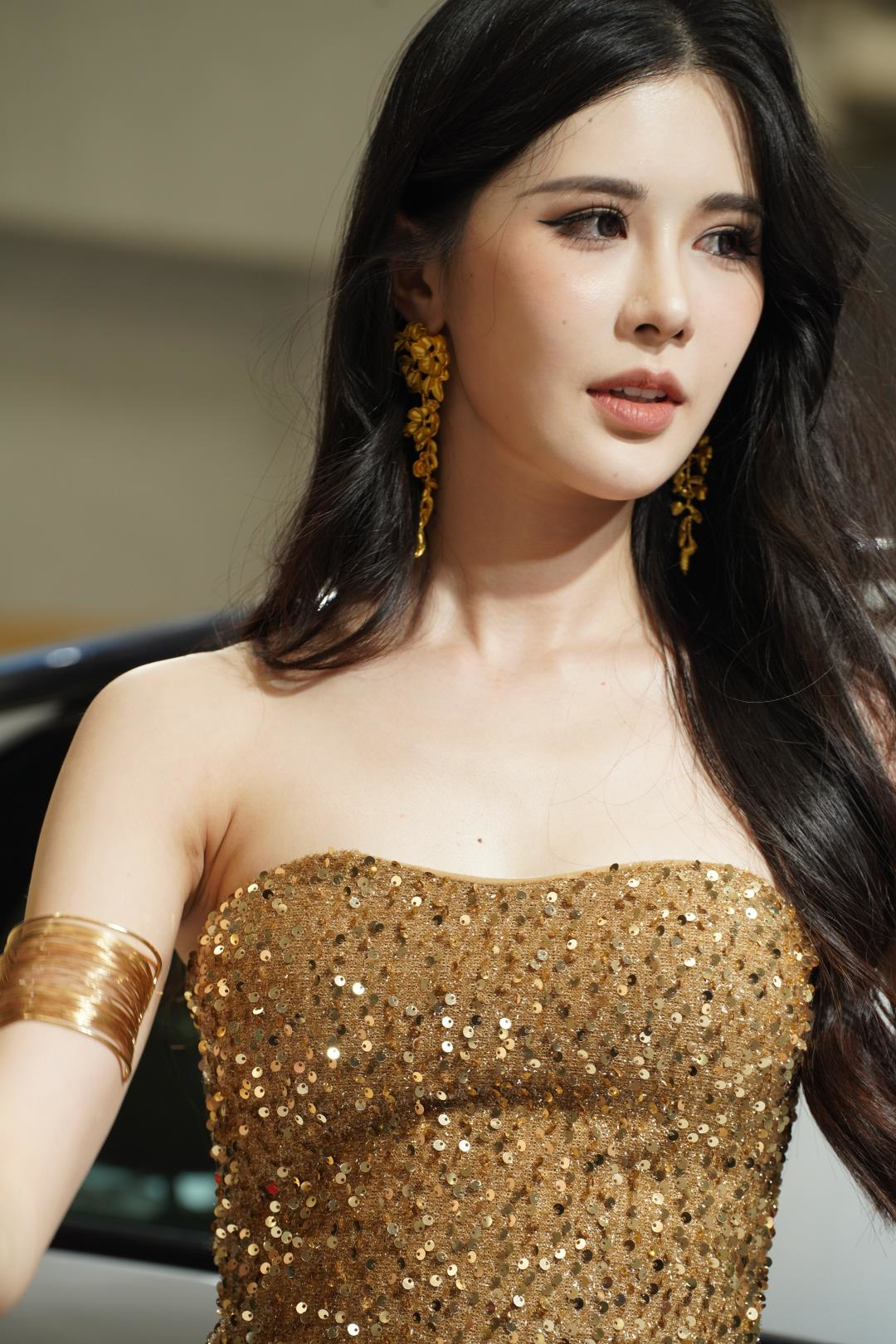 完美颜值女神桑桑crow-图满多