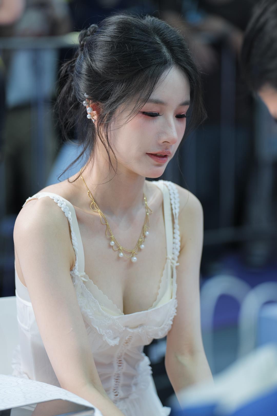 图片[4]-白皙如玉 清凉橙子喵酱-图满多