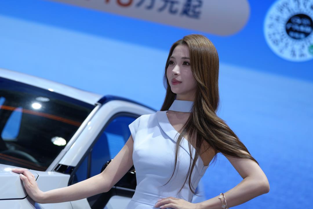 图片[6]-蓝色长裙小夏baby-图满多