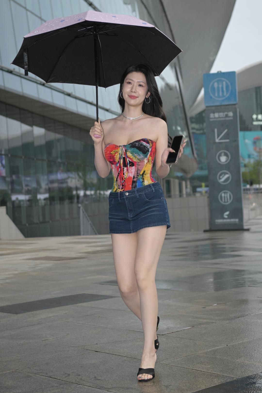 雨后牛仔短裤-图满多