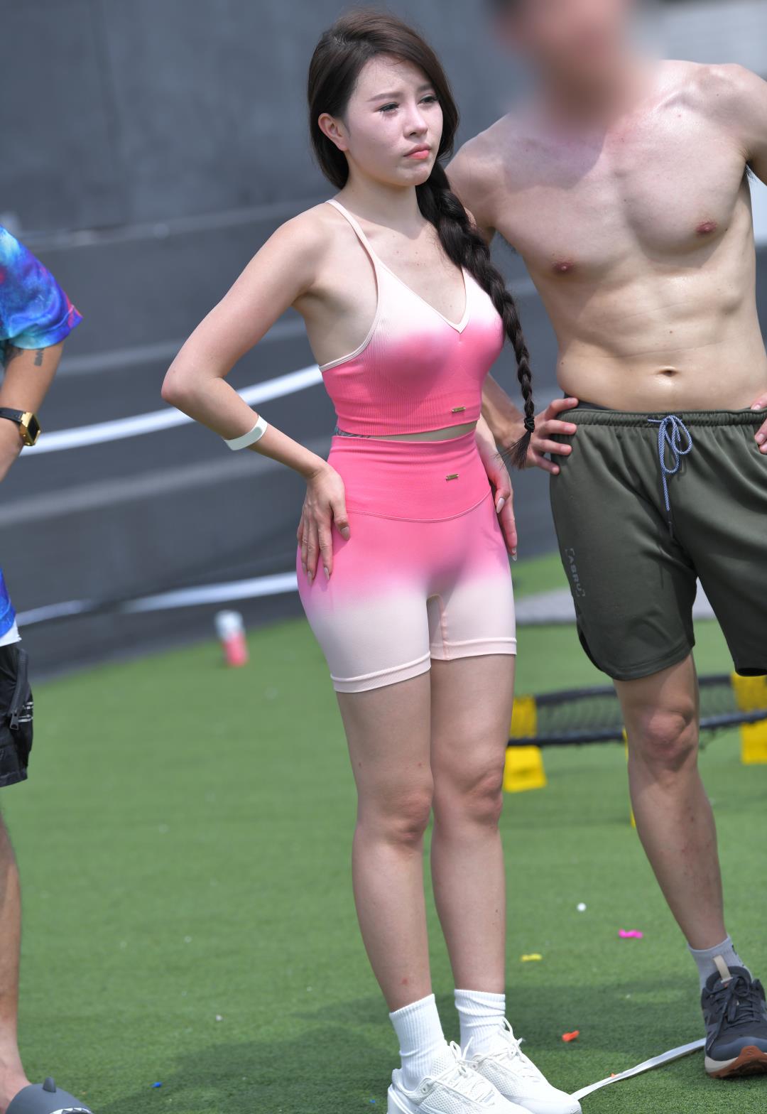 图片[5]-粉色紧身五分裤-图满多