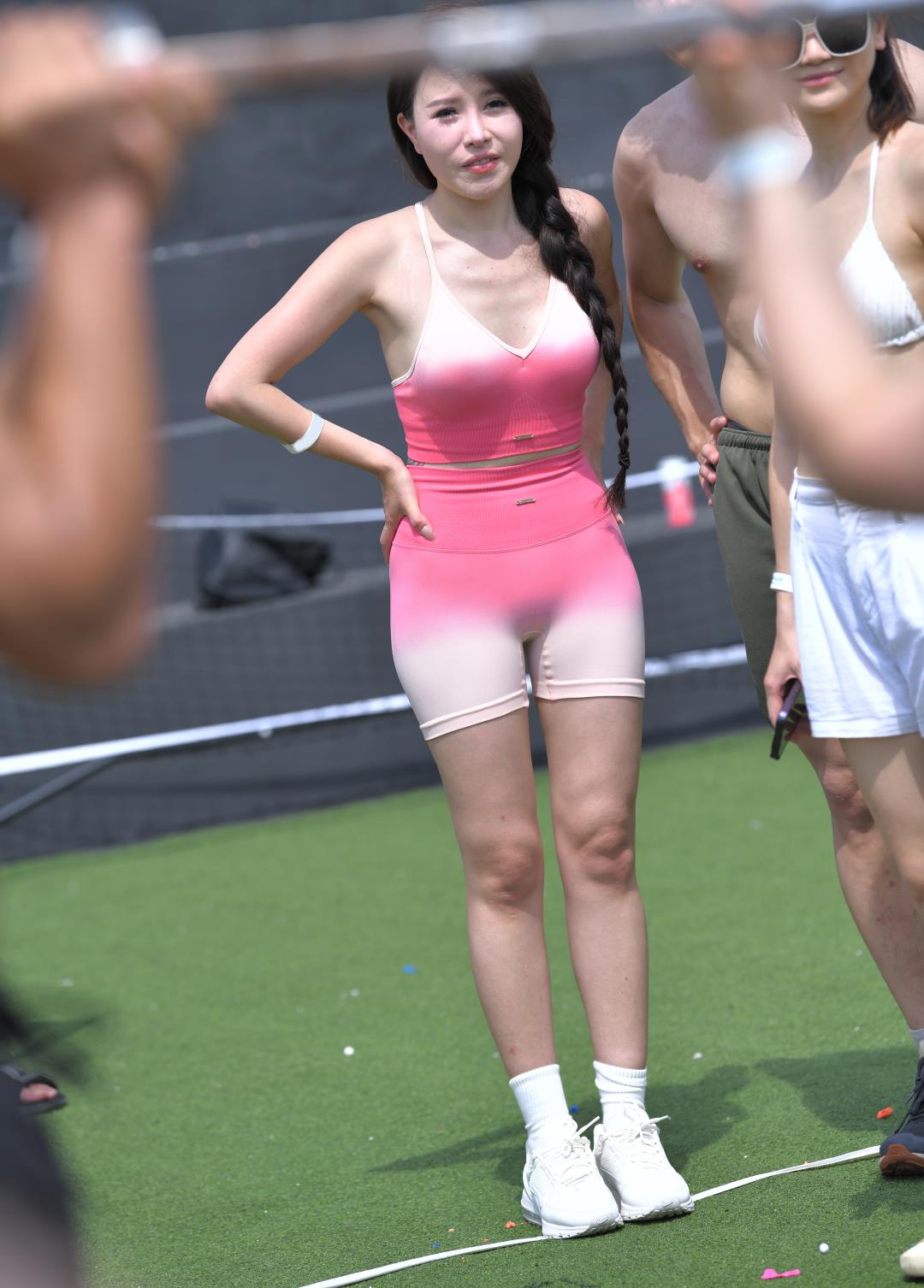 图片[6]-粉色紧身五分裤-图满多