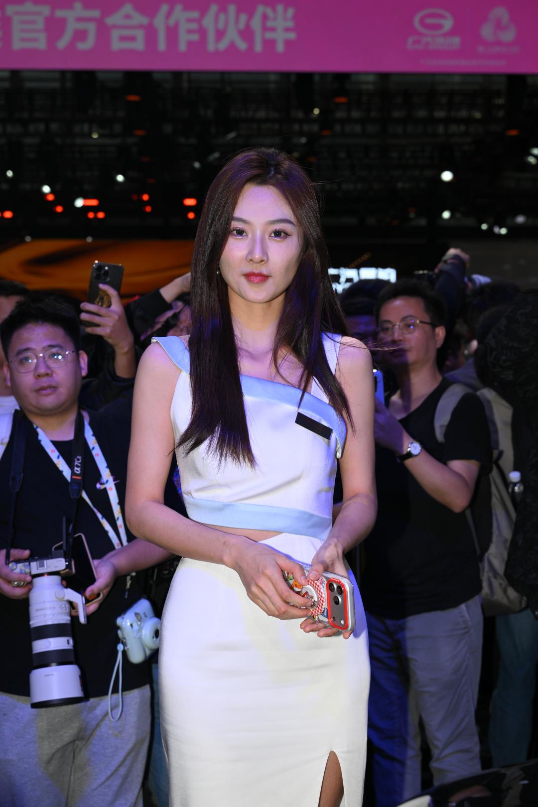 图片[4]-百万网红苏宁美足-图满多