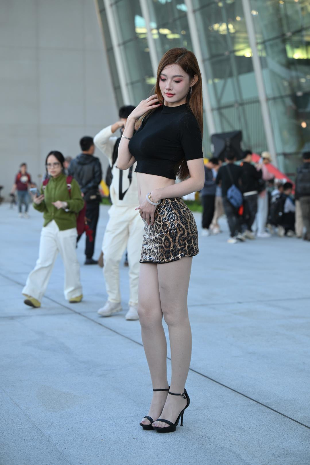 图片[2]-高挑大长腿 肉丝豹纹美月-图满多